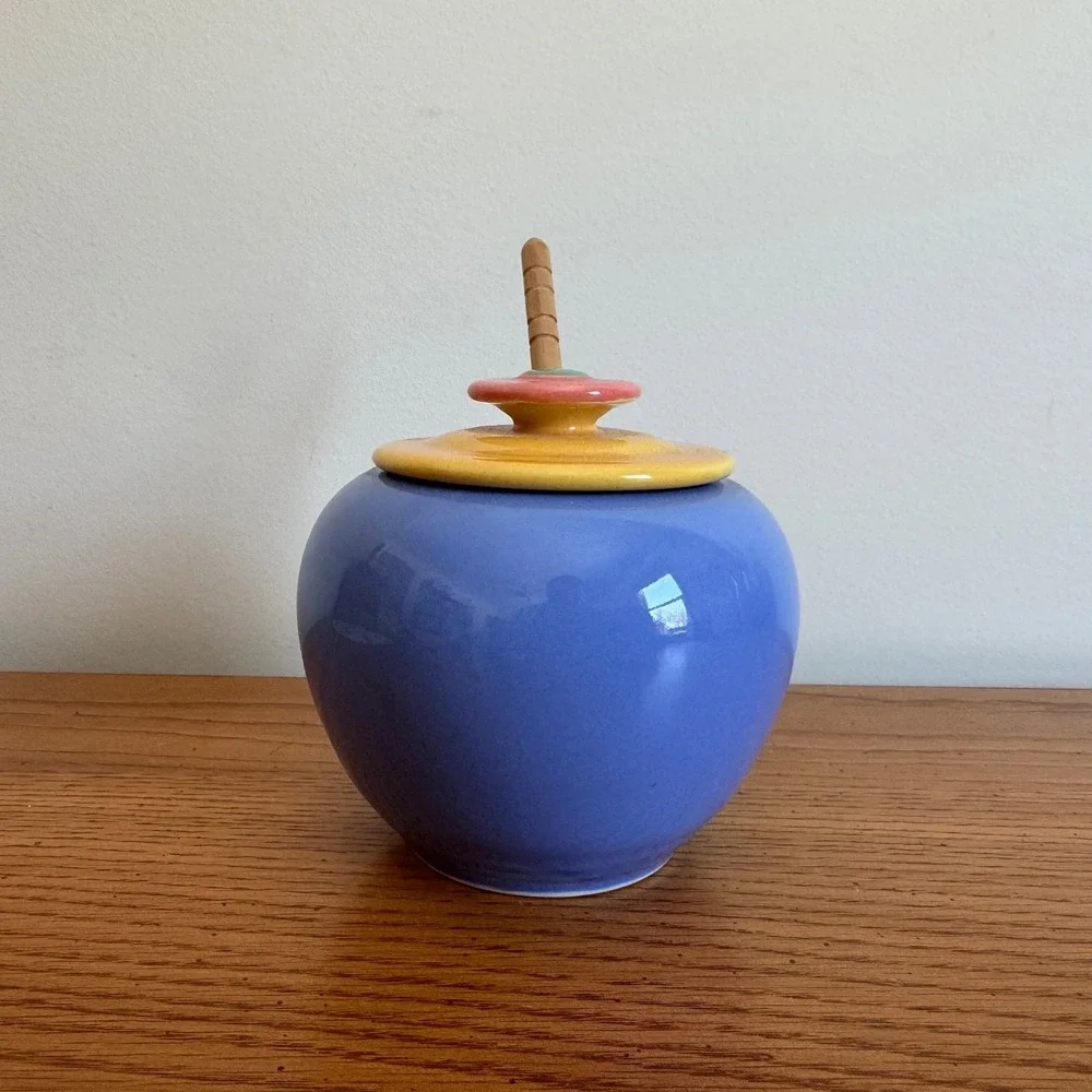 Vintage Ceramic Honey Pot Jar with Lid and Wooden Dipper Pastel‎ Colors